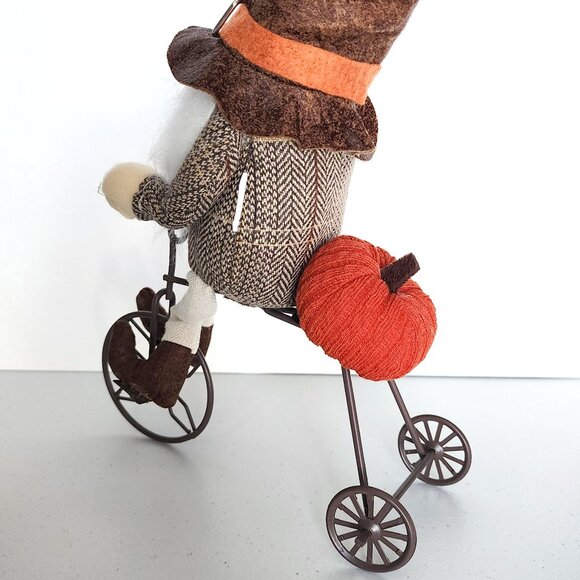 THANKSGIVING GNOME Riding a Bicycle w/ Felt Plush Orange Pumpkin on Bike - Picture 4 of 8